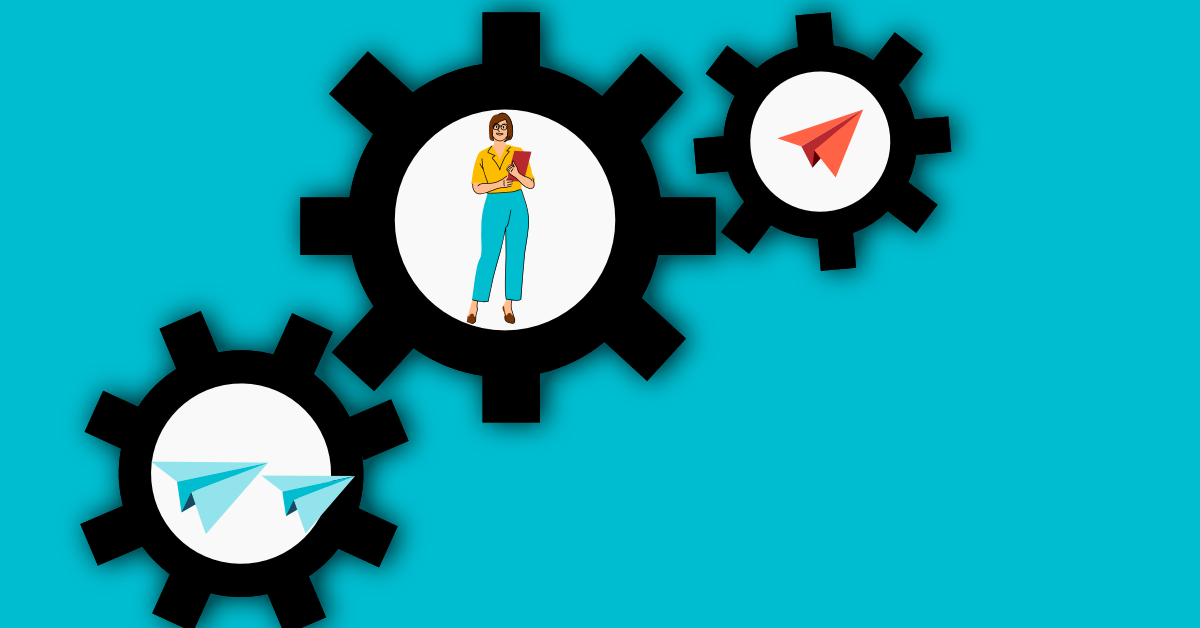 Miteinander gekoppelte Zahnräder. In den Zahnrädern sind Papierflugzeuge, die nach rechts fliegen und eine berufstätige Frau abgebildet